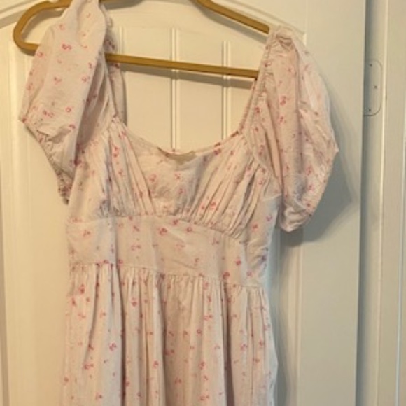 LoveShack Fancy "Angie" White Floral Dress - 4 - EUC - Picture 2 of 3